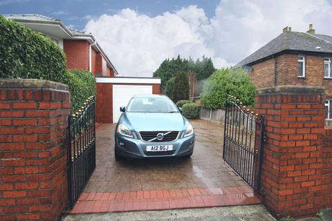 2 bedroom detached bungalow for sale, Norley Hall Avenue, Norley Hall, Wigan, WN5 9TG
