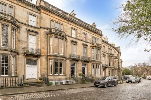 2 bedroom flat for sale, 9 1F Buckingham Terrace, West End, Edinburgh EH4 3AA