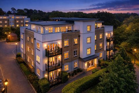 2 bedroom flat for sale, PENTHOUSE APARTMENT - Renfields, Haywards Heath
