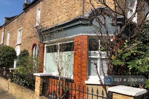 undefined, Short Road, London, W4