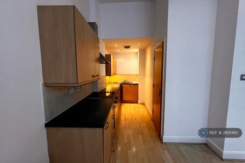 2 bedroom flat to rent, Eastgate, Leeds, LS2