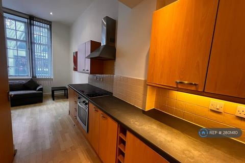 2 bedroom flat to rent, Eastgate, Leeds, LS2