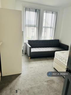 2 bedroom flat to rent, Alma Road, Bournemouth, BH9