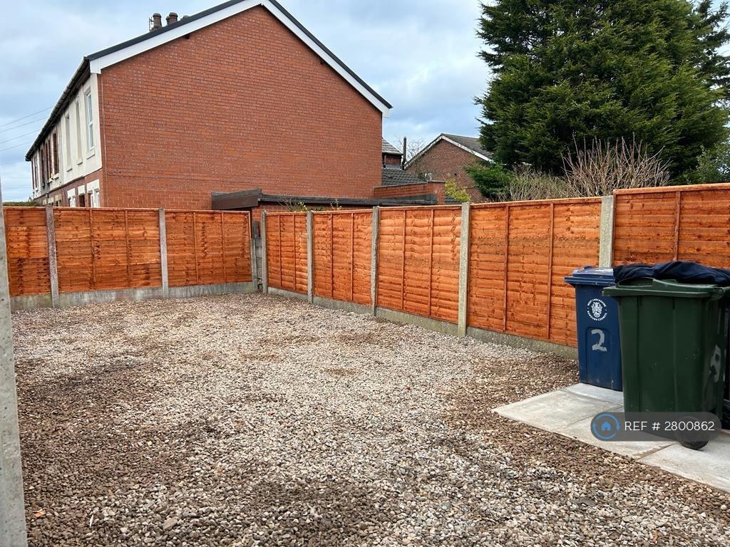 Rear Garden2