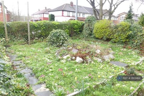 3 bedroom flat to rent, Lower Broughton Road, Salford, M7