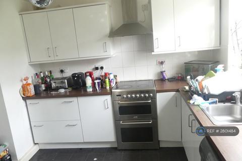 3 bedroom flat to rent, Lower Broughton Road, Salford, M7