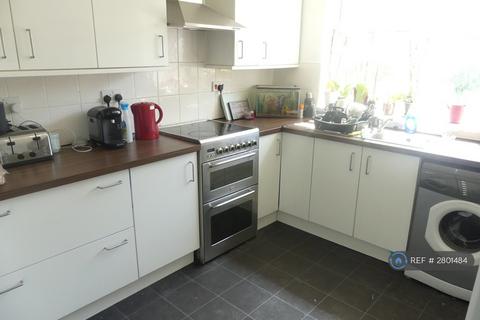 3 bedroom flat to rent, Lower Broughton Road, Salford, M7
