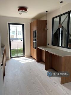 2 bedroom maisonette to rent, Portland Road, London, W11