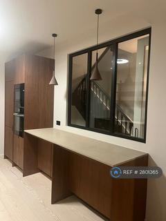 2 bedroom maisonette to rent, Portland Road, London, W11