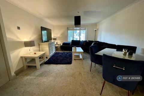 2 bedroom flat to rent, The Lodge, Birmingham, B16