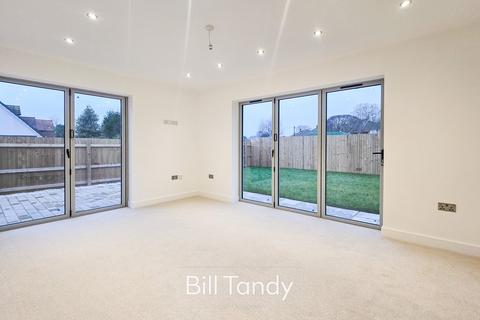 4 bedroom detached house for sale, Cricket Lane, Lichfield, WS14