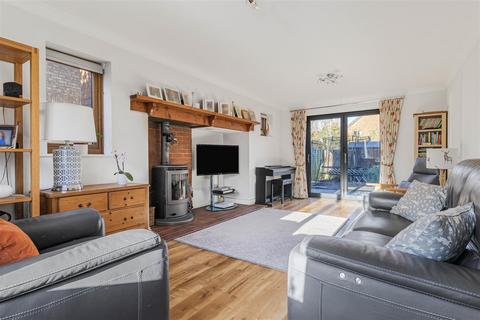 4 bedroom detached house for sale, Goodliffe Avenue, Balsham CB21