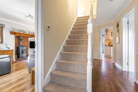 4 bedroom detached house for sale, Goodliffe Avenue, Balsham CB21