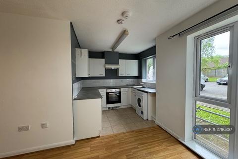 2 bedroom flat to rent, Marmion Road, Nottingham, NG3