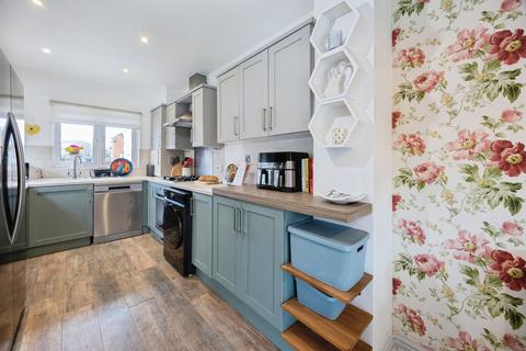 4 bedroom townhouse for sale, Galloway Drive, Ashford, TN25 4