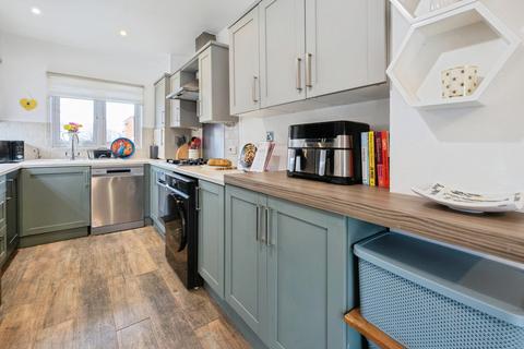4 bedroom townhouse for sale, Galloway Drive, Ashford, TN25 4