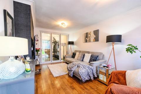 3 bedroom semi-detached house for sale, Southwood Drive, Manchester, M9