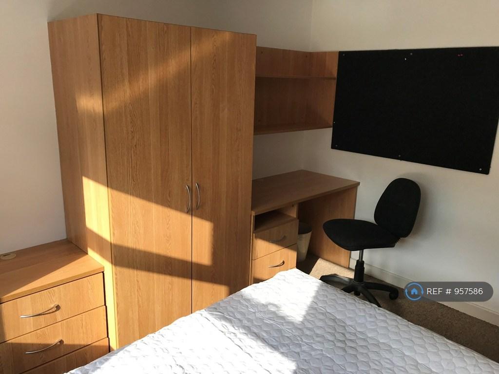 Study Space &amp; Storage