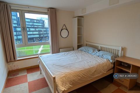 3 bedroom flat to rent, Ingram Street, Glasgow, G1