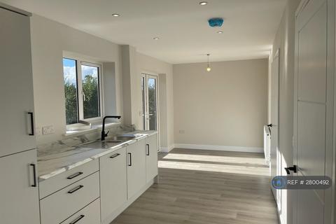 3 bedroom detached house to rent, Herriman Close, Oswestry, SY11