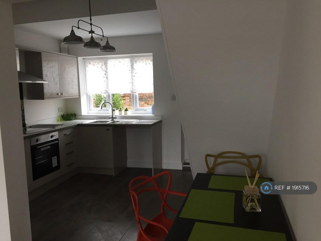 Dining Area Between Living And Kitchen