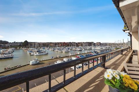 2 bedroom penthouse for sale, Commercial Road, Weymouth