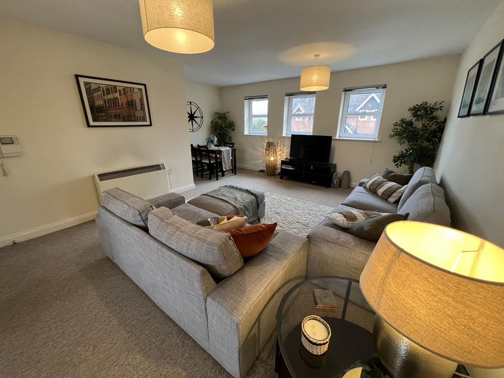 Living/Dining Room