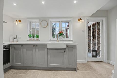 2 bedroom cottage for sale, Hill Pound, Southampton SO32
