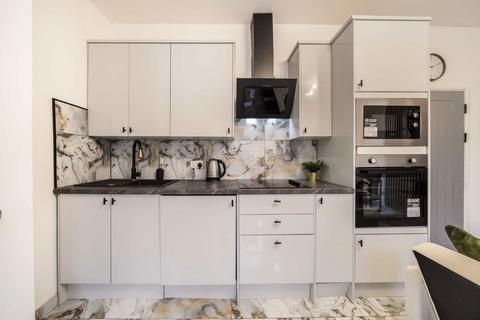 2 bedroom flat for sale, Burns Road, London NW10