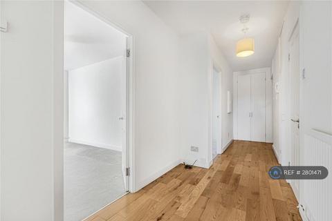 2 bedroom flat to rent, Chambord Street, London, E2