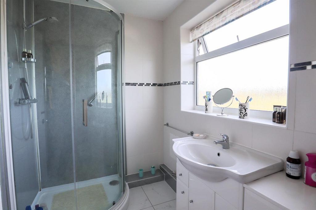 Shower room.jpg