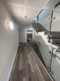 2 bedroom apartment to rent, Plaistow Lane, Bromley BR1