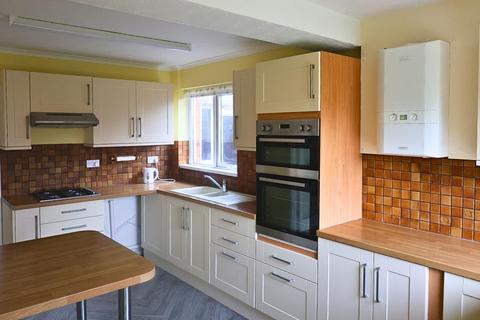 3 bedroom semi-detached house for sale, Station Road, Hailsham