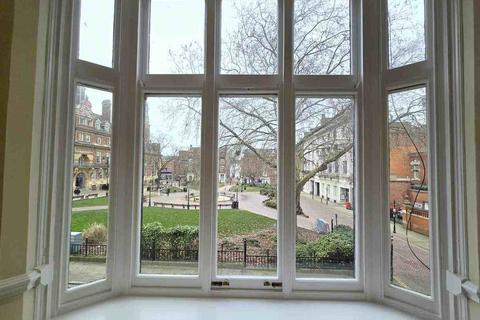 2 bedroom flat to rent, City Centre, Bishop Street