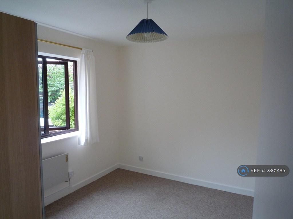 Double Bedroom 1