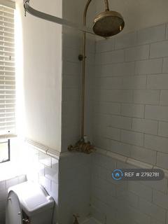 1 bedroom flat to rent, Addiscombe Road, Croydon, CR0