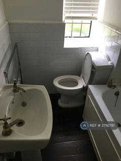 1 bedroom flat to rent, Addiscombe Road, Croydon, CR0