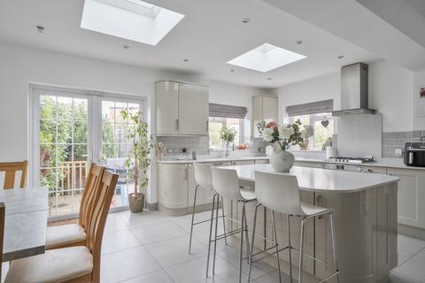 5 bedroom semi-detached house for sale, Dukes Way, West Wickham BR4