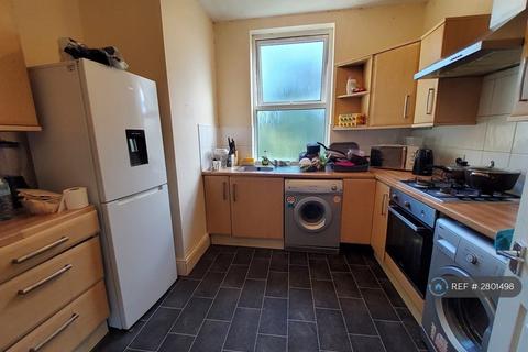 3 bedroom flat to rent, Lower Broughton Road, Salford, M7
