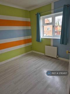 3 bedroom semi-detached house to rent, Louthe Way, Huntingdon, PE28