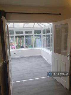 3 bedroom semi-detached house to rent, Louthe Way, Huntingdon, PE28