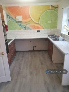 3 bedroom semi-detached house to rent, Louthe Way, Huntingdon, PE28