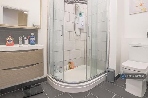 undefined, Manor Grove, Leeds, LS7