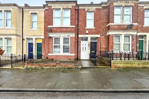 2 bedroom ground floor flat for sale, Windsor Avenue, Gateshead, Tyne and Wear, NE8 4NG