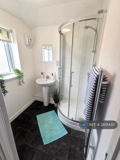 undefined, Green Road, Swindon, SN2