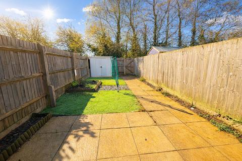 2 bedroom terraced house for sale, Linnet Road, Bodicote, Banbury