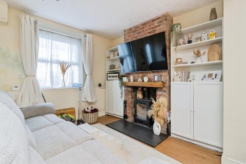 2 bedroom terraced house for sale, Elm Road, Newton Abbot