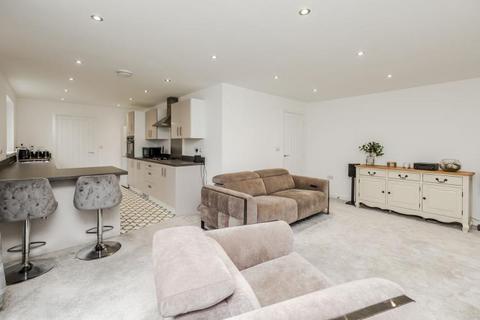 5 bedroom detached house for sale, Hall Chase, Newcastle Upon Tyne NE5