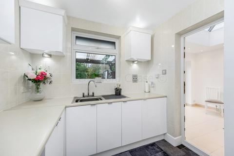 5 bedroom house for sale, Alverstone Avenue, Barnet, EN4