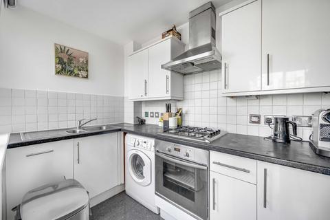 1 bedroom flat for sale, North Bank, London, NW8